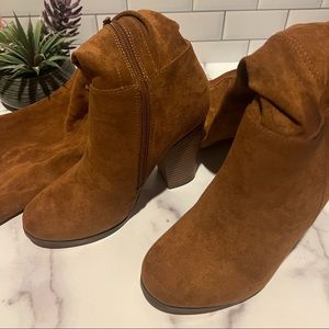 Brand new high thigh suede boots